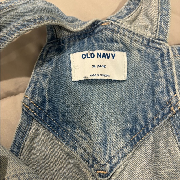 Girls Old Navy Bib Overalls Lot - Picture 3 of 3